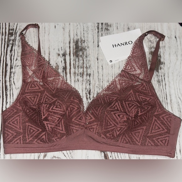 Hanro Cila Lace Cup Bra - Picture 3 of 4